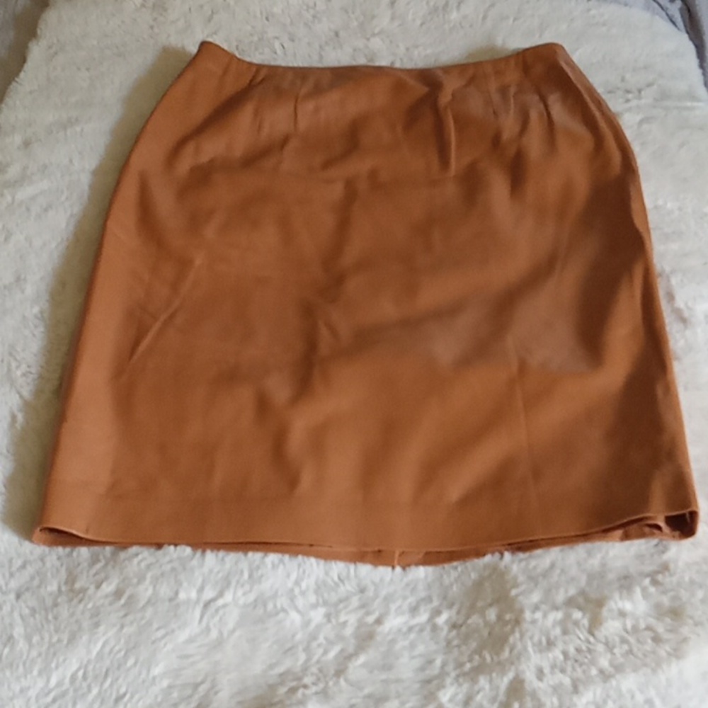 NWOT Oscar de la Renta Leather skirt